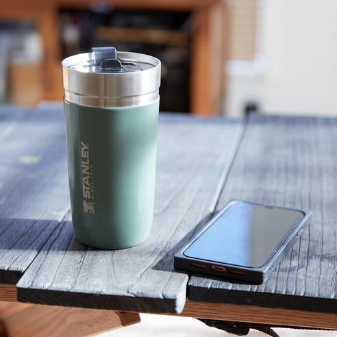 보온 및 보냉이 우수한 편리하고 세련된 스탠리 고 진공 텀블러