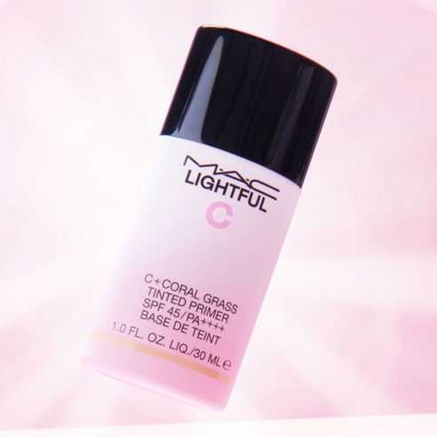 섬세한 광채를 머금은 듯, 빛나는 피부의 시작