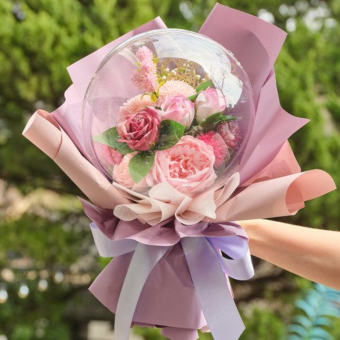 특별한 순간을 빛내주는 비누꽃 카네이션 꽃다발