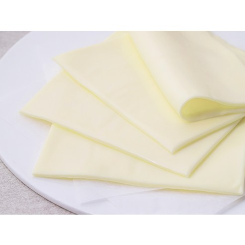 앙팡 아기치즈 스텝 1은 고소하고 부드러워 아이들의 간식으로 자주 등장하는 치즈