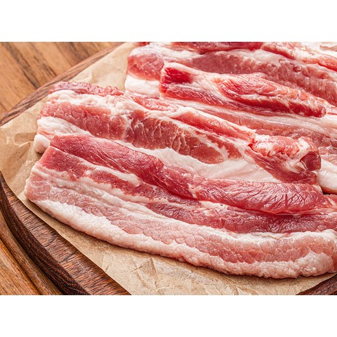 신선한 냉장 한돈 삼겹살로 특별한 미식 경험을 완성하세요.