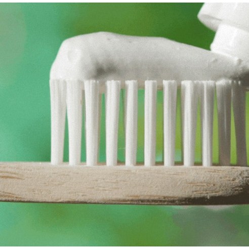 자연의 건강함을 담은 그란츠 무불소 치약으로 상쾌하고 건강한 미소를!