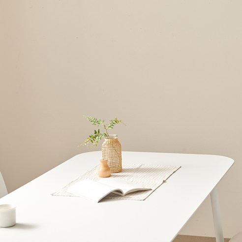 심플한 모던한 모던 심플 컨셉, 세라믹 상판, 편안한 식탁 의자