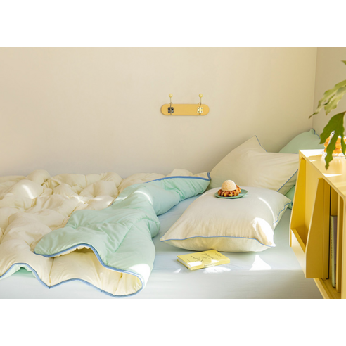 床上用品  梳妝  羽絨被  深度睡眠  睡眠  蜂蜜睡眠  深度睡眠  睡前  被子  被子