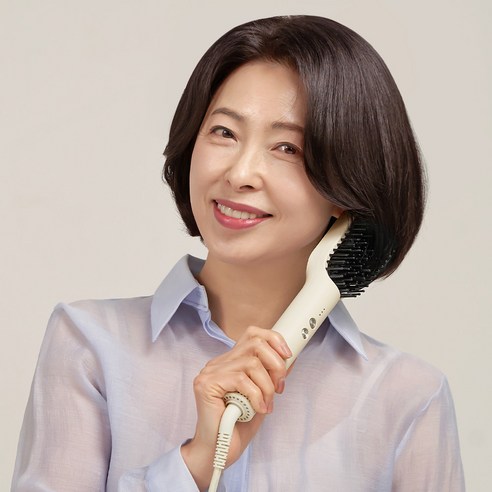  스타일링 혁명을 선사하는 오아 에어스타일러 볼륨 빗 고데기