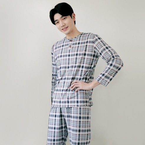 테라우드 남성용 쫀득 찰랑 피치기모 잠옷 상하 세트