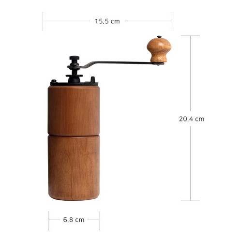 원목의 아름다움과 커피의 완벽한 조화