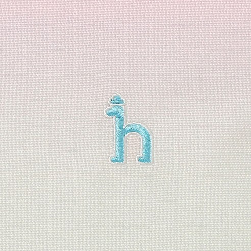 세련된 디자인과 실용성을 겸비한 아동용 신주머니