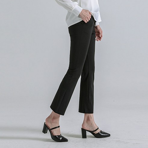 편안한 착용감과 세련된 스타일을 동시에 완성하는 스판 하이웨스트 부츠컷 슬랙스