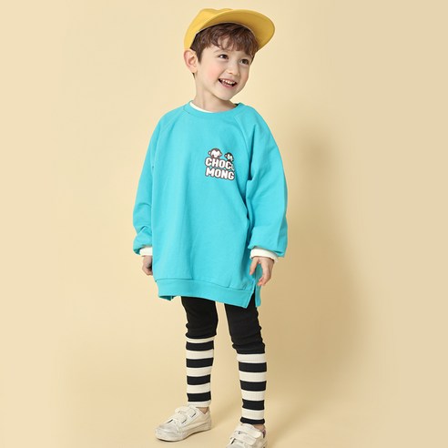孩子們  時尚  男孩  女孩  常見  服裝  上衣  下裝  褲子  套裝