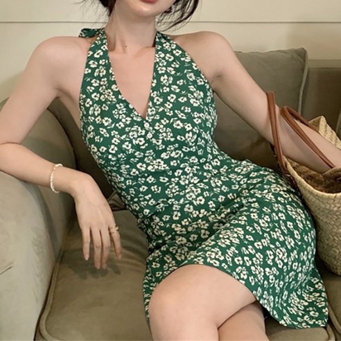 마켓에이 홀터넥 네추럴 미니원피스 A24SS3A0008
