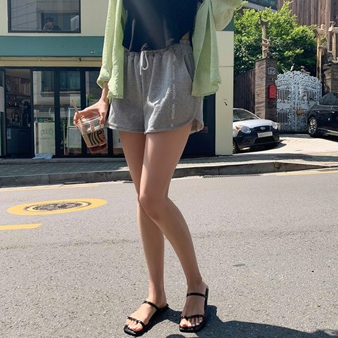 큐니걸스 여성용 케이던 트레이닝 숏 팬츠