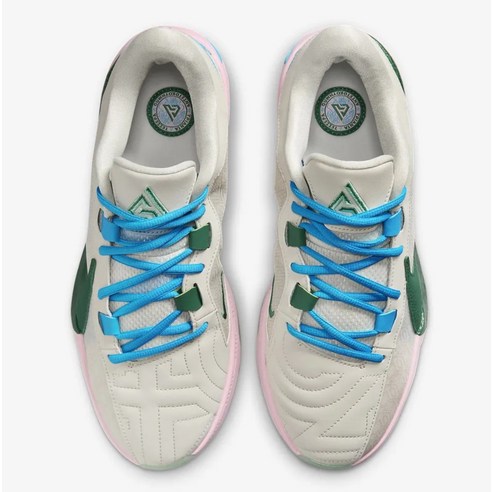 코트 위를 지배하는 에너지, 나이키 줌 프릭 5 DX4985-100