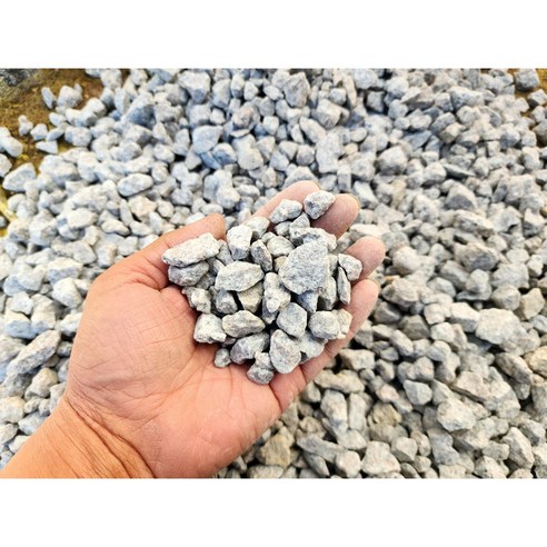 고급 자갈로 정원의 품격을 높이다