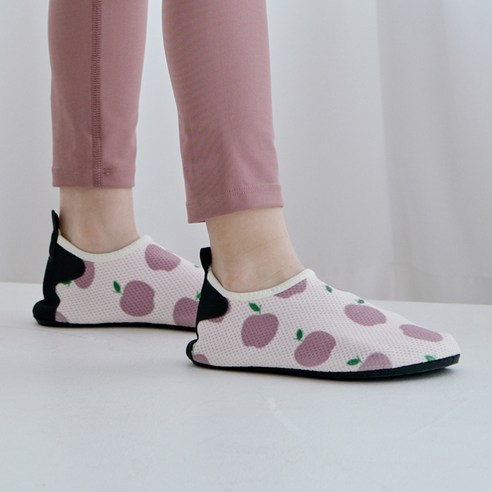 아이의 안전과 스타일을 책임지는 여름 물놀이 필수템