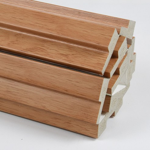 공간에 깊이를 더하는 마법, 데코리아 템바보드 네추럴오크