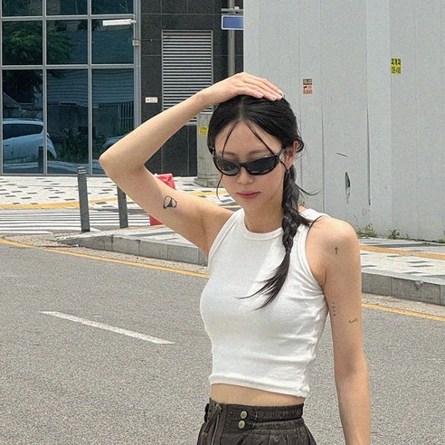 스타일과 눈 건강, 가벼움까지 갖춘 라피던트 선글라스로 완성하는 데일리룩