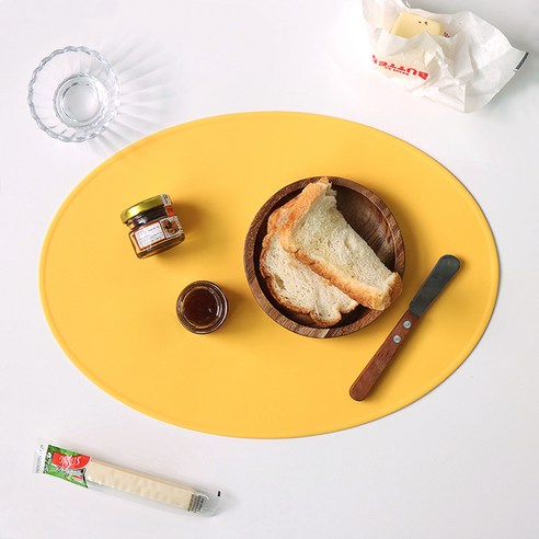 에이드엘 슬림 오발 실리콘 테이블매트, 치즈, 가로 383mm x 세로 269mm x 두께 1.8mm, 1개