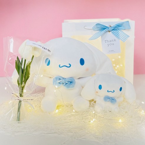 러블리팜 산리오 인형 25cm + 가방고리 인형 LED 조명 튤립조화 꽃다발 세트 + 쇼핑백, 시나모롤, 1개