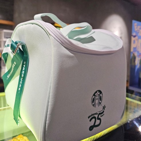 스타벅스 말레이시아 25주년 보냉가방: 스타일리시한 냉각 보관 솔루션