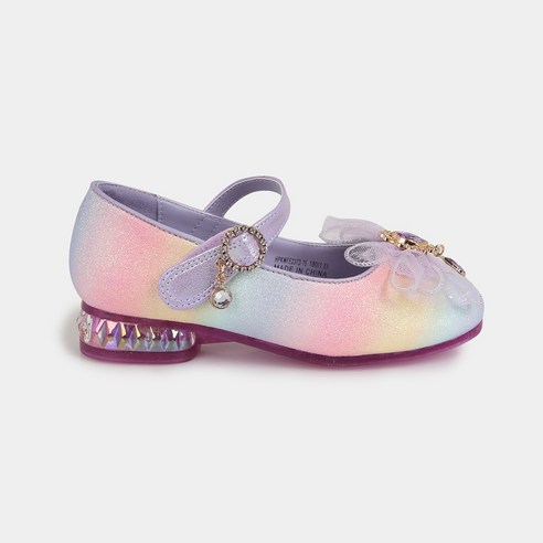 빛나는 디즈니 프린세스와 함께 걷는 꿈같은 경험