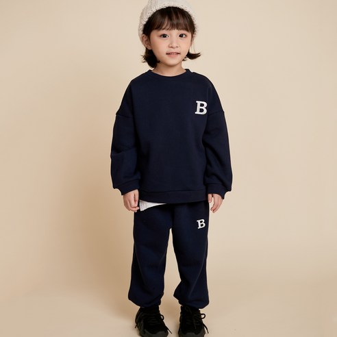 孩子們  時尚  男孩  女孩  常見  服裝  上衣  下裝  褲子  集