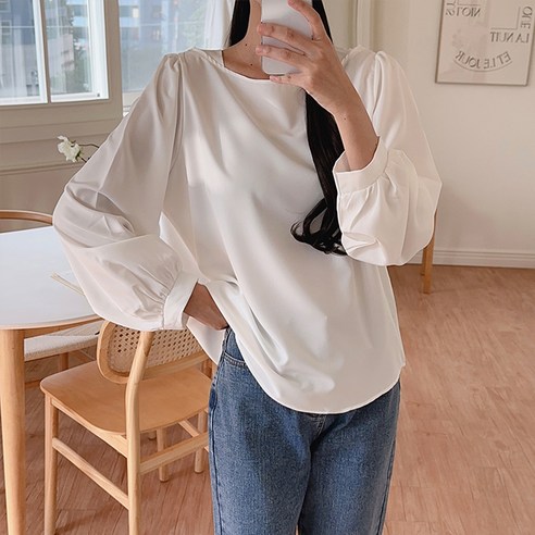 빼빼 여성용 셔링퍼프 스퀘어 블라우스