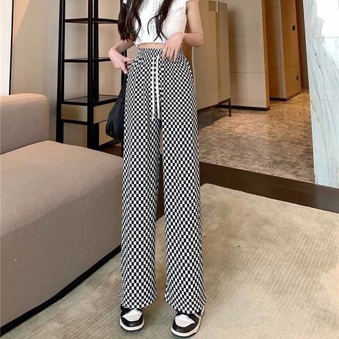 女  時尚  服裝  下裝  長褲  成年女性  成年女性  婦女  女人  淑女