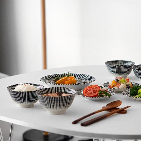 니코트 산토리 식기 세트: 일상의 식사를 특별한 경험으로!