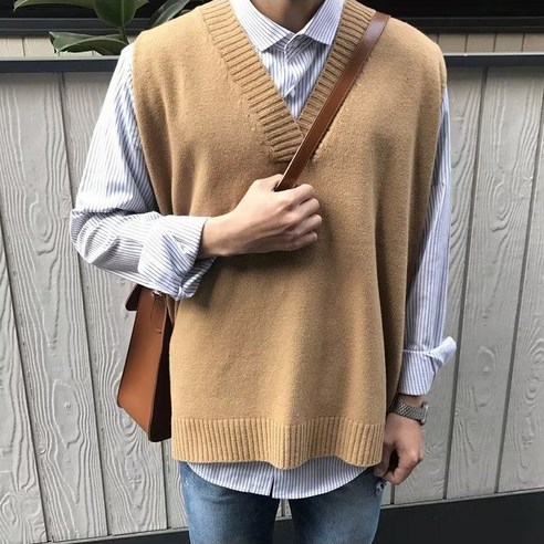 男  時尚  服裝  最佳  最好  背心  成年男性  成年男子  青年  男人
