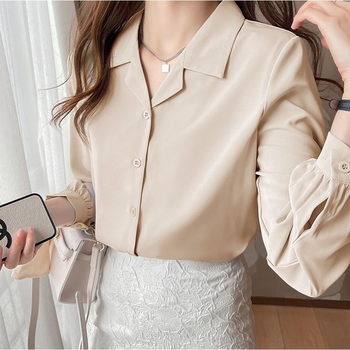 앤드스타일 여성용 플랫 오픈 카라넥 링클프리 긴팔 블라우스 261513