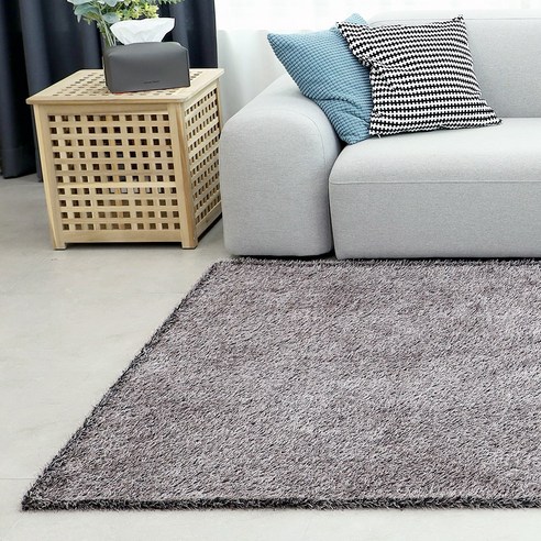 포근함과 실용성을 겸비한 고급 샤기 카페트