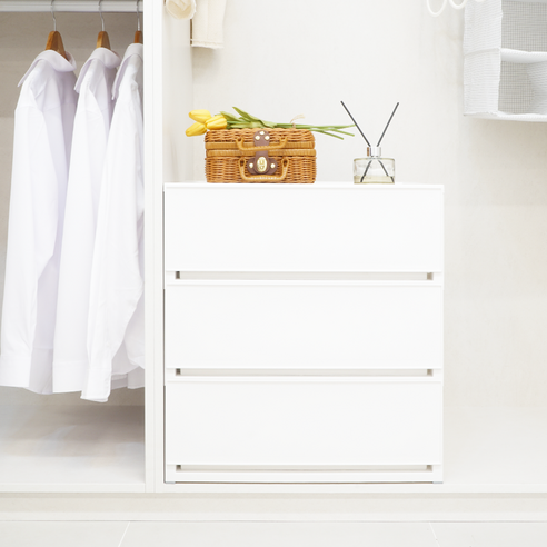 공간에 스며드는 미니멀, 엠비코 모던 와이드 서랍장으로 완성하는 감각적인 수납