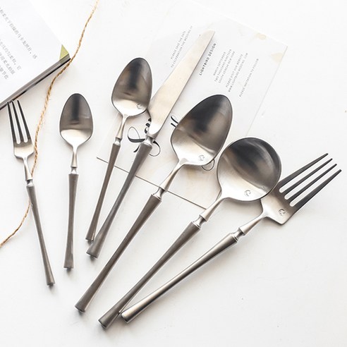 우아함과 실용성을 겸비한 티타임의 완성