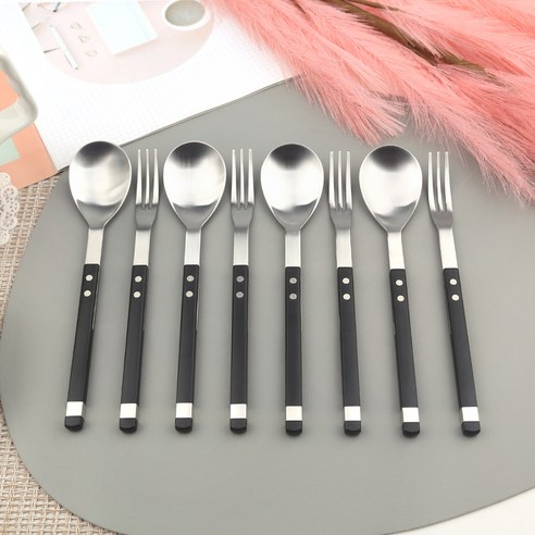 보겐 스퀘어 솔렌 디저트 커트러리 4인 세트, 블랙, 1세트, 디저트포크 4p + 디저트스푼 4p