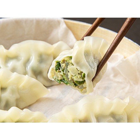 맛있는 매콤함이 입안을 즐겁게 하는 더미식 땡초고기교자