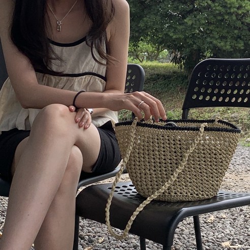 내 손으로 만드는 특별함, 뜨개질 DIY 마르쉐백으로 밋밋한 일상에 컬러를 더하다