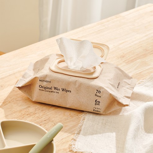 순하고 안전한 마더케이 오리지널 물티슈로 더욱 편리하고 행복한 육아를!