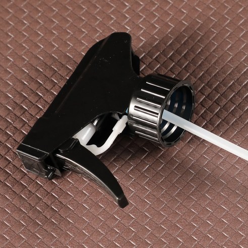 안전하고 강력한 곰팡이 제거 솔루션