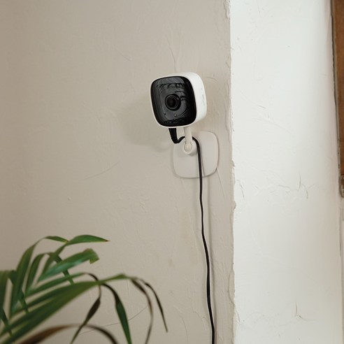 집안을 안전하고 보호하기 위한 티피링크 홈 보안 WiFi 카메라