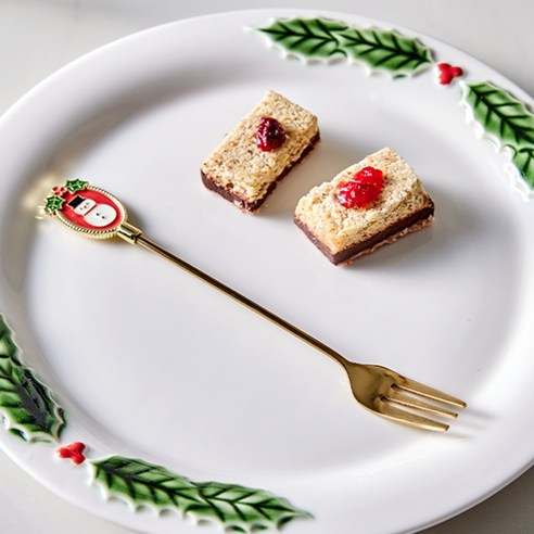 윈터카니발 티포크 스노우맨으로 겨울 티타임에 사랑스러움을 더하세요.