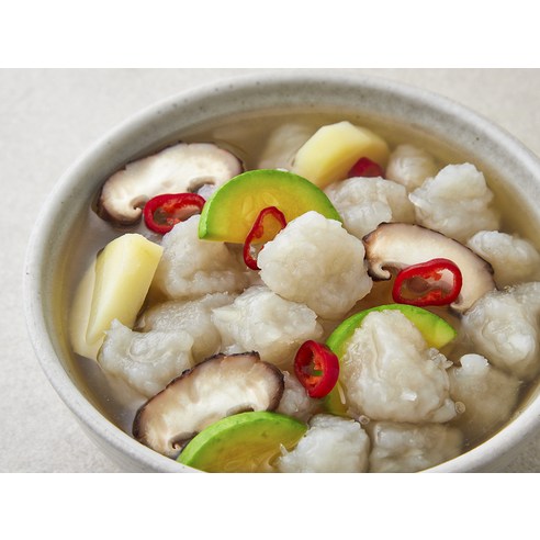 쫄깃함이 선사하는 향수, 냉동 감자옹심이로 간편하게 즐기는 깊은 맛