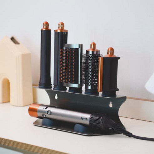 에어랩 거치대로 엉망진창 스타일링 공간을 효율적으로!