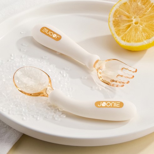 맘마 전쟁 끝! 주니 스푼포크 세트로 평화로운 식사 시간!