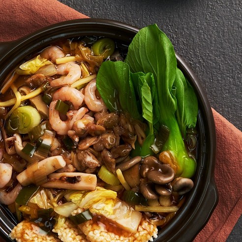 집에서 맛있는 해산물 누룽지탕을 간편하게 즐기세요