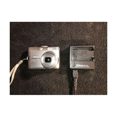 추억을 담는 은빛 렌즈, NIKON COOLPIX P4 VR