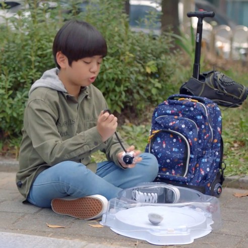 아이의 건강과 스타일을 모두 만족시키는 16인치 롤링 백팩!