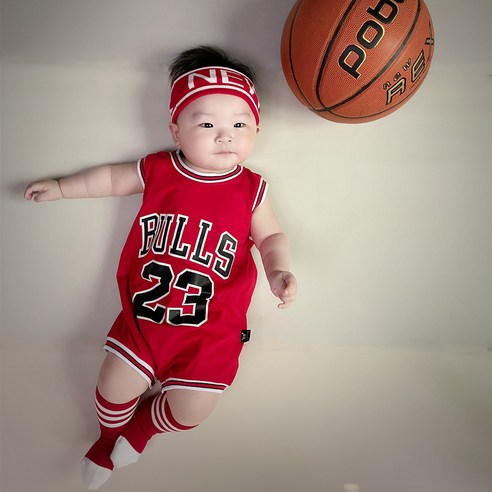 아기와 유아를 위한 스포티한 바디슈트