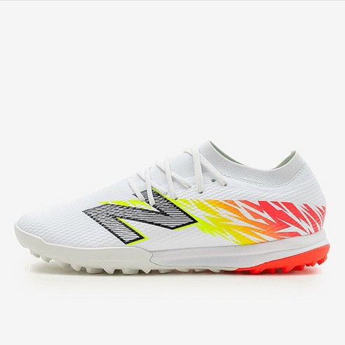 풋살화 유목민 생활 청산! 뉴발란스 퓨론 V8 팀 TF, 솔직 후기 뉴발란스풋살화