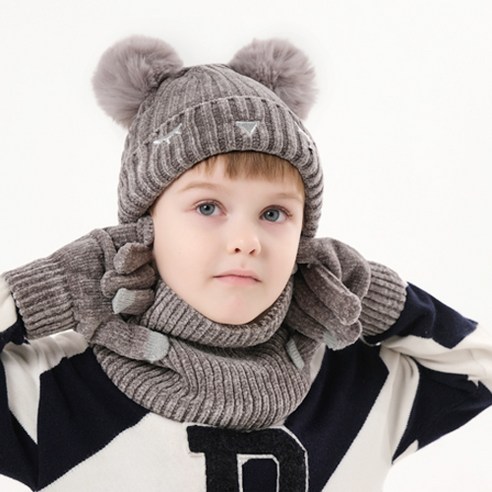 겨울철 아이의 따뜻함과 안전을 책임지는 완벽한 3종 세트